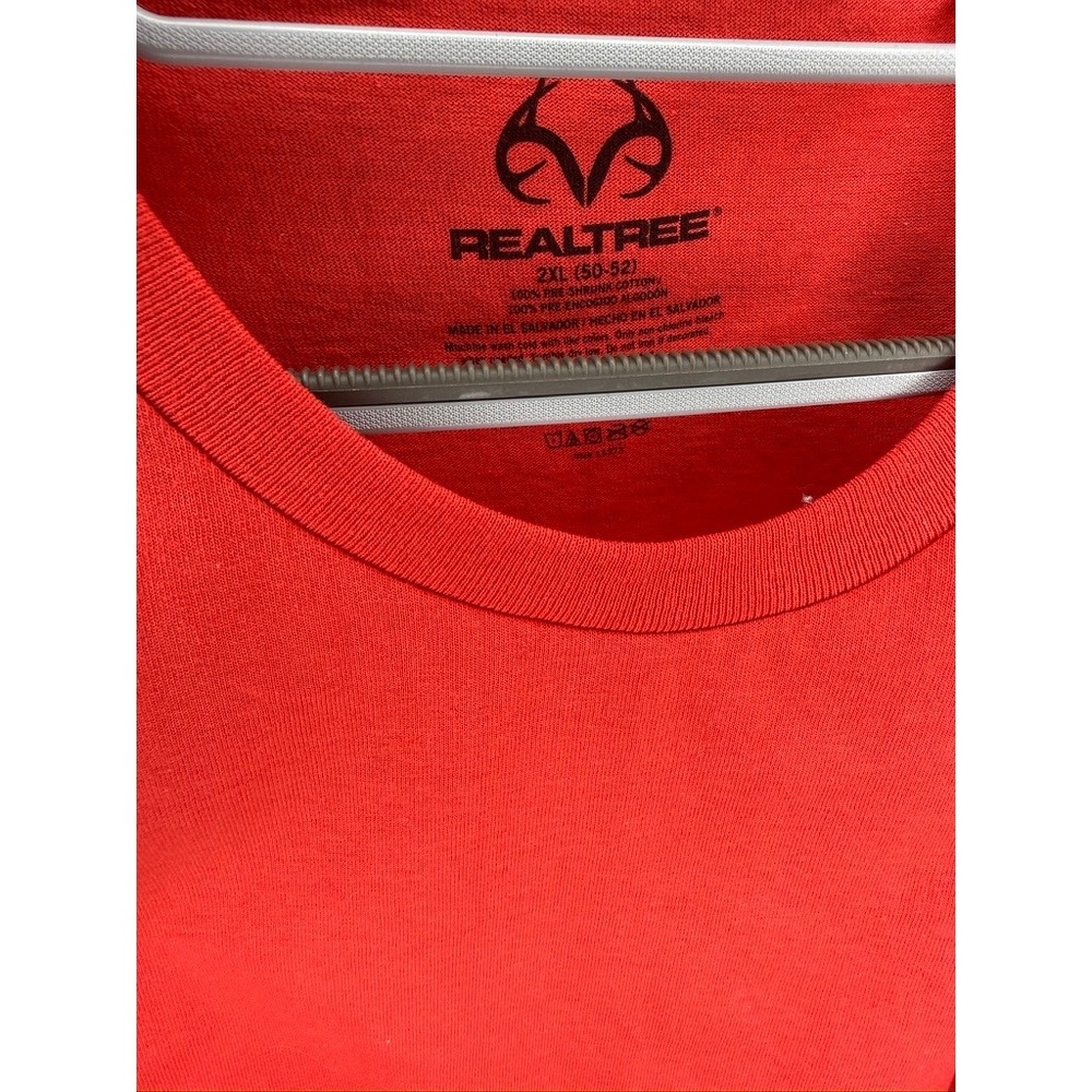 Realtree Fishing Mens Graphic T-Shirt Red Cotton Short Sleeve 2XL NWT - Picture 3 of 5